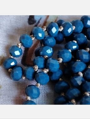 Long Faceted Cornflower Glass Knotted Pullover Vintage Necklace EUC